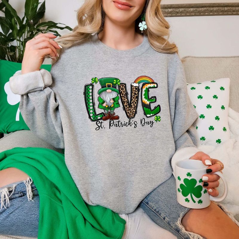 Love St Patrick's Day Tshirt - Irish Gifts